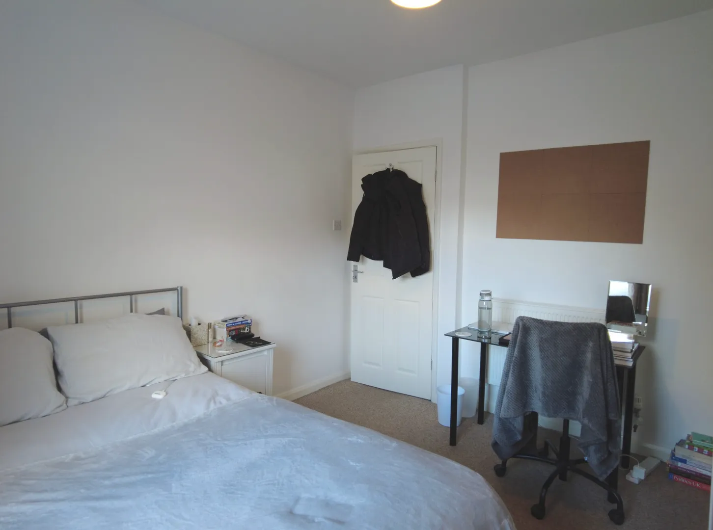 Spacious 3 Bed House // AUG 2026 - Image 28